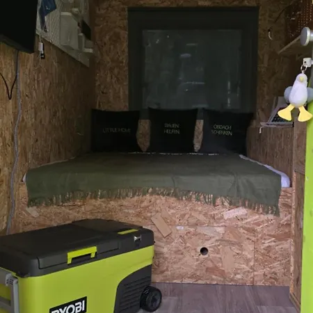 אתר קמפינג Little